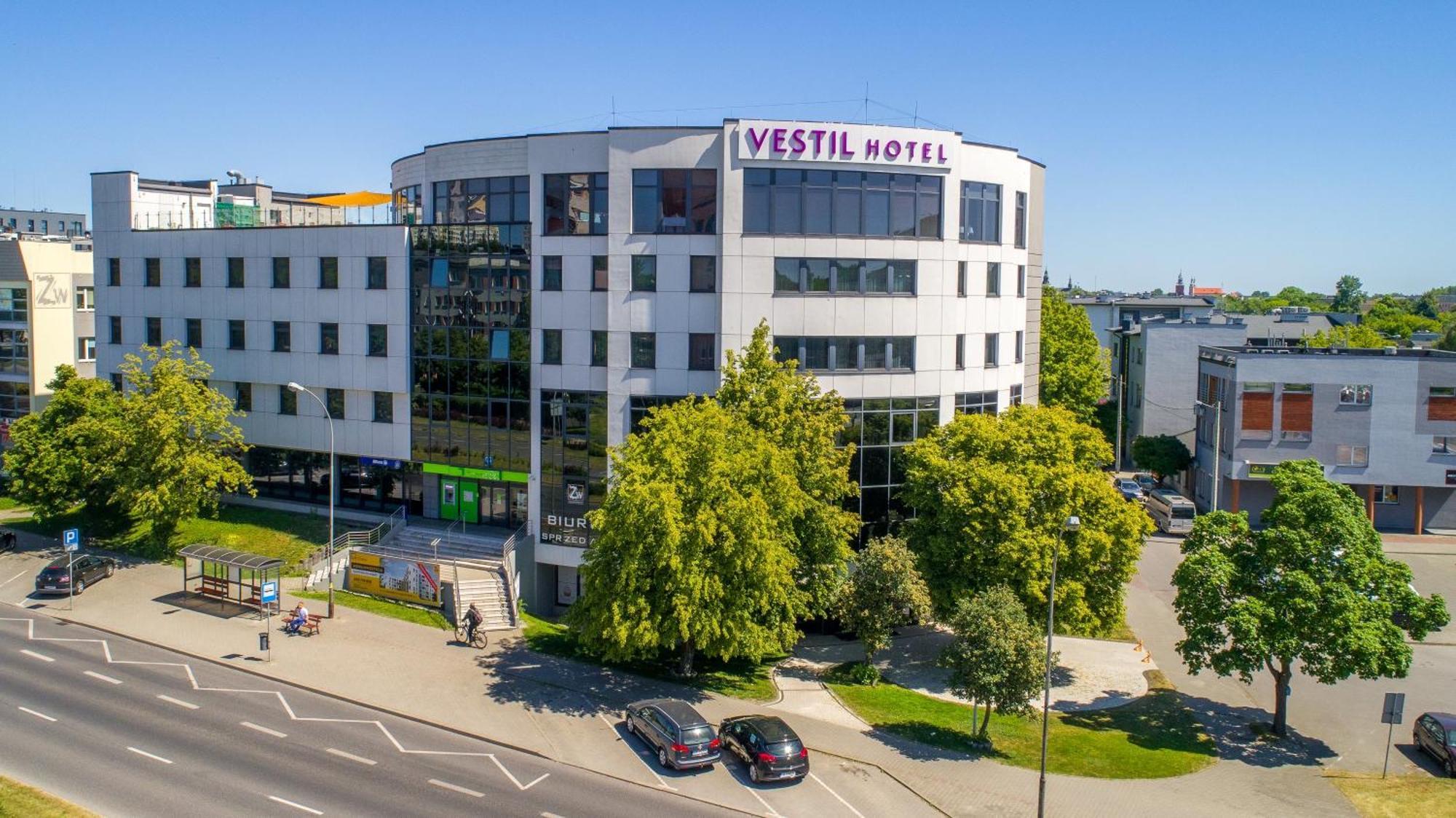 Vestil Hotel Piotrkow Trybunalski Exterior photo